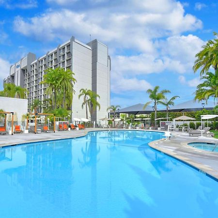 Hilton Irvine/Orange County Airport Hotel Екстериор снимка