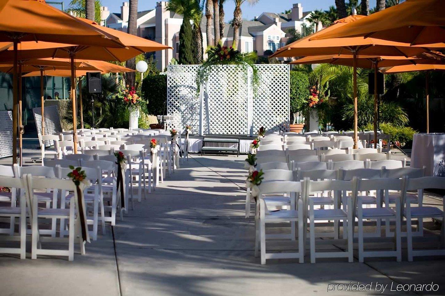 Hilton Irvine/Orange County Airport Hotel Съоръжения снимка